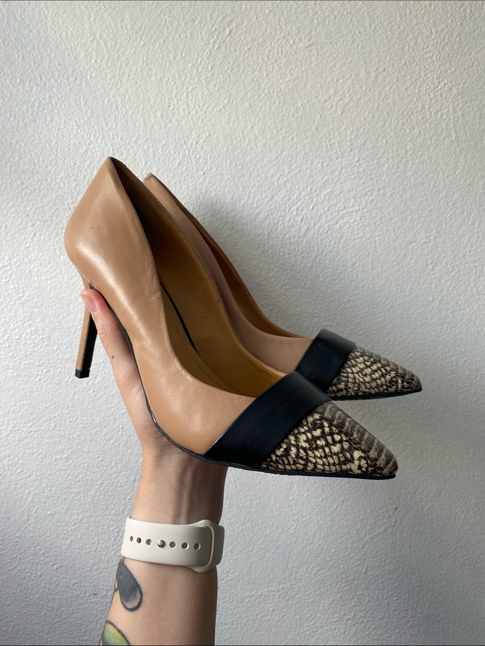 Audrey Brooke Nude, Black & Snake-Print Pointed Toe Pumps Office Siren